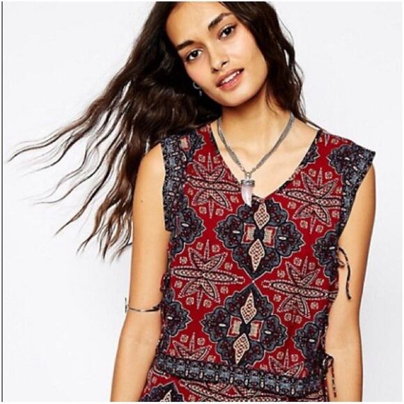 Free People Blue Red Dalia Dream Paisley Side Tie Tank Top Sz S High Low Hem - Picture 1 of 5